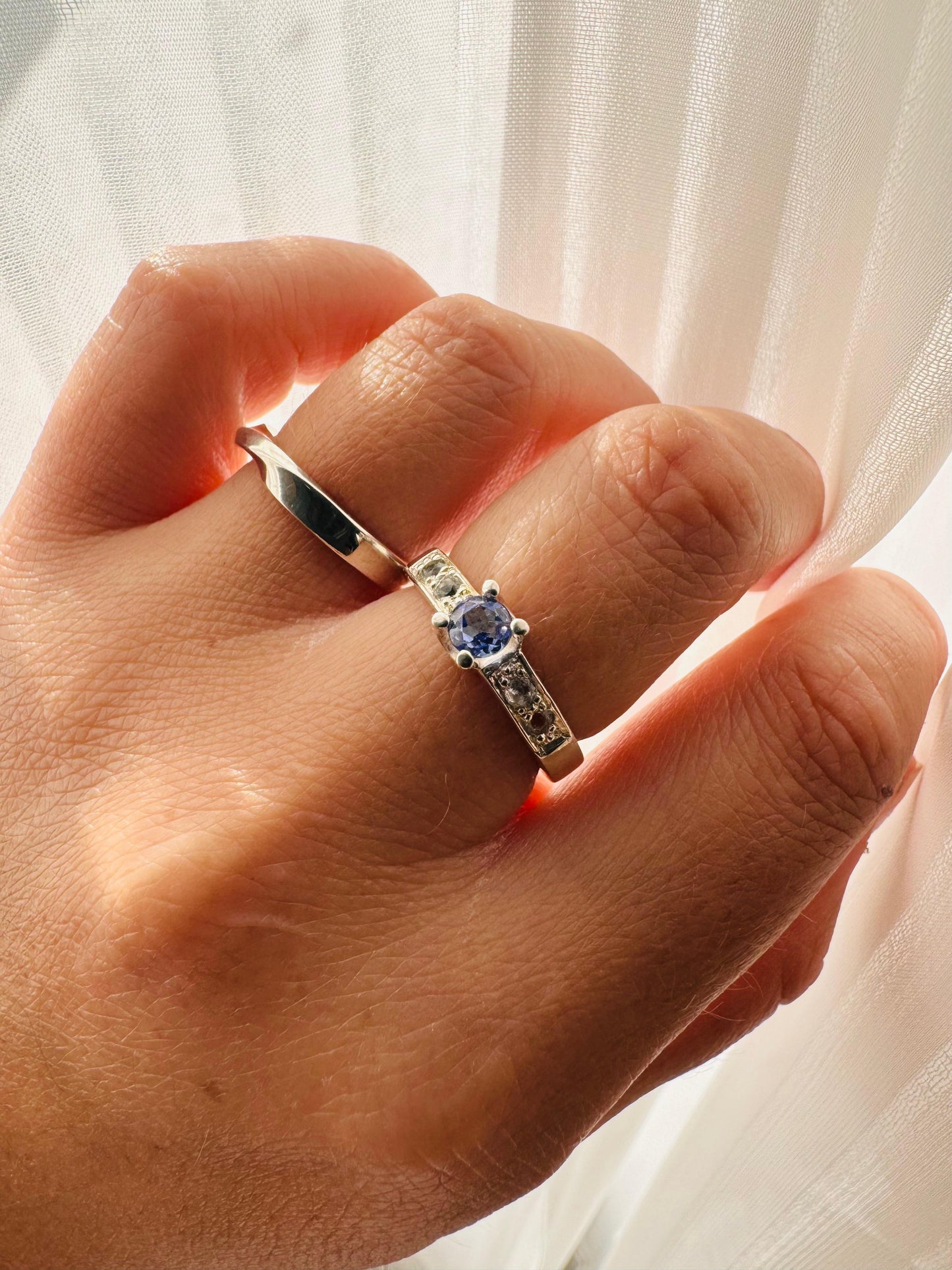 Anillo "Atenea" Tanzanita y Topacios