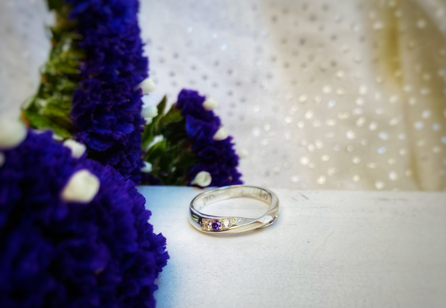 Anillo Triple Twist "Amouléto Mora"