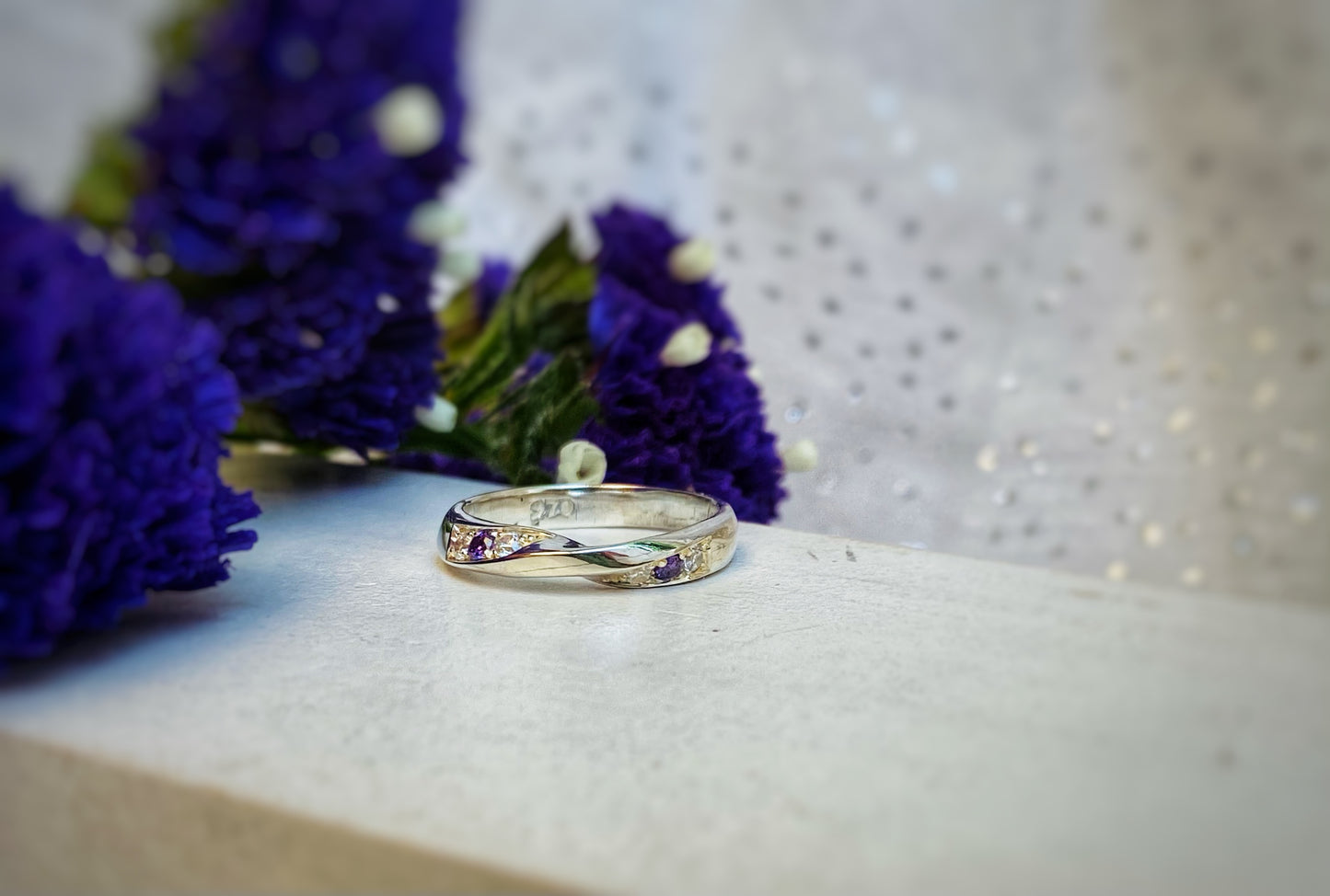 Anillo Triple Twist "Amouléto Mora"