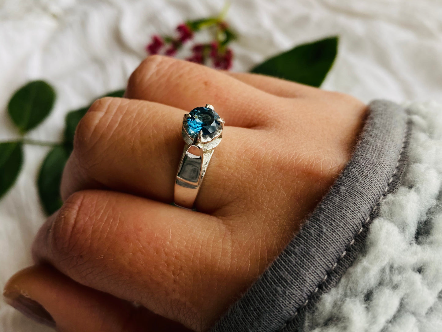 Anillo "Château" Topacio Magia de Zoi