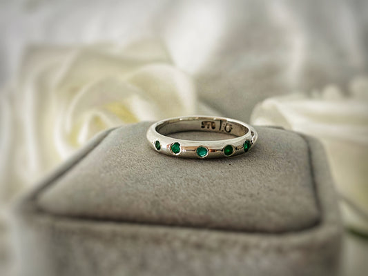 ANILLO ESMERALDA "SEDUCCION DE VENUS"