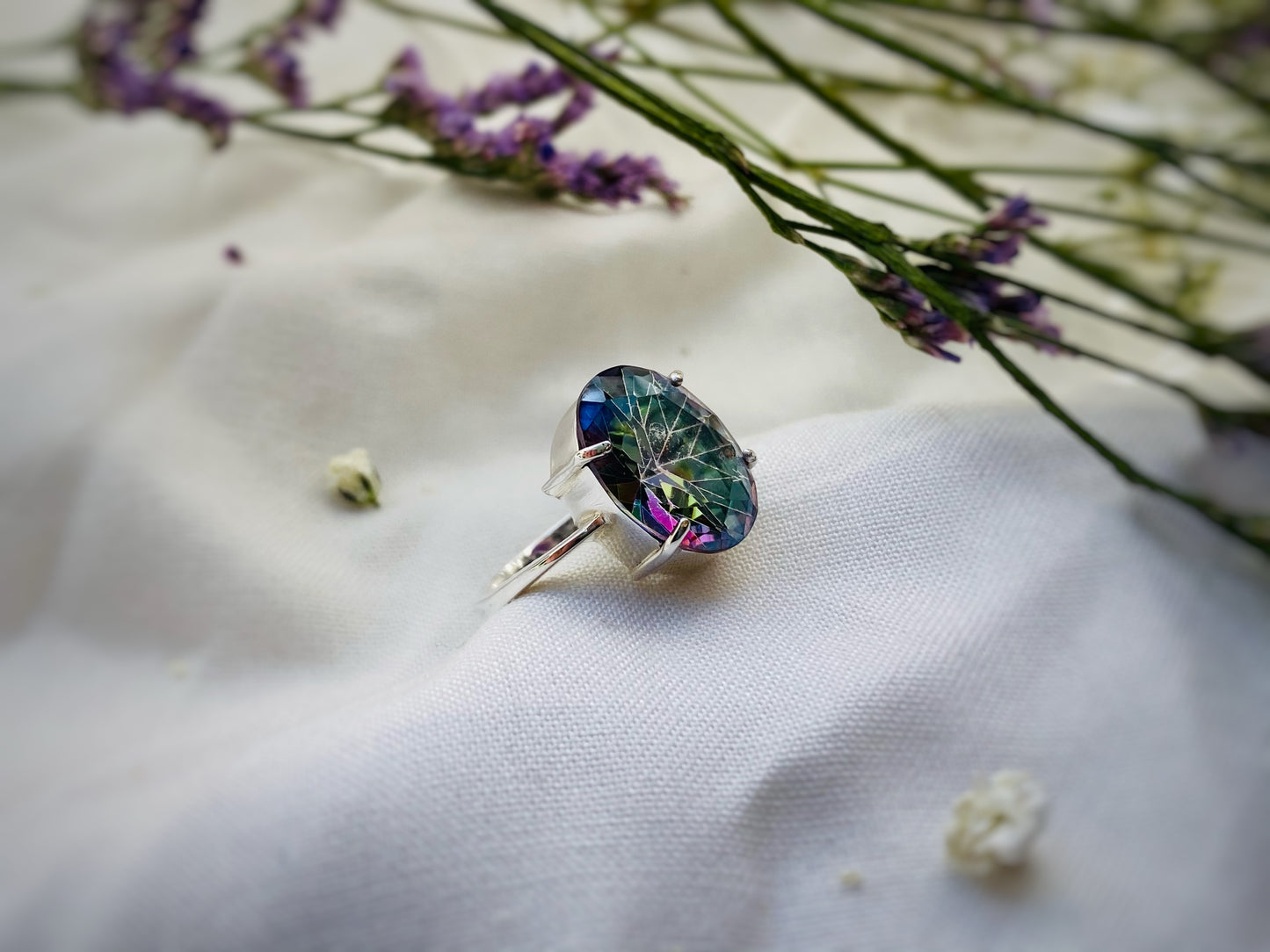 Anillo Topacio "Mística Artemisa"