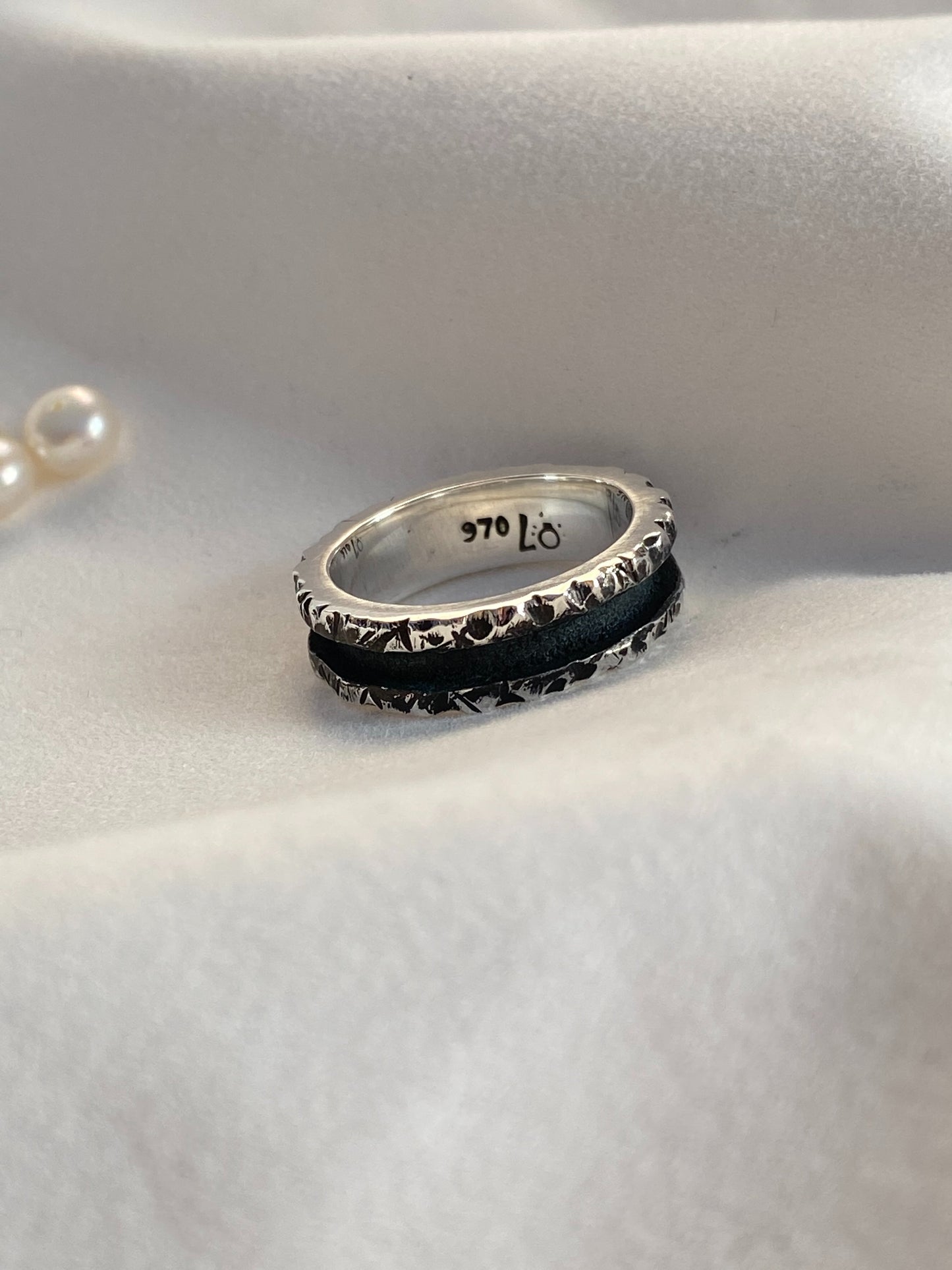 Anillo Facetas Nocturnas