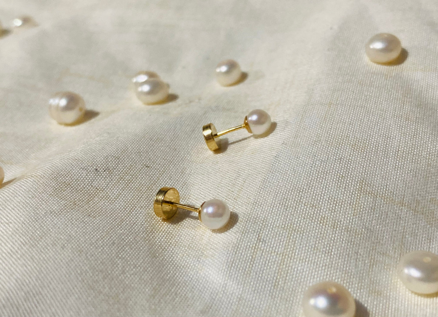 AROS ABRIDORES ORO AMARILLO 18K / PERLAS 4MM