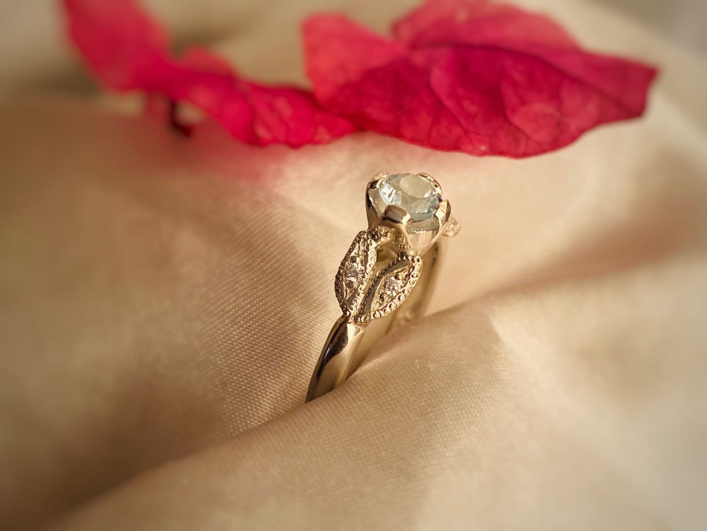 ANILLO TOPACIO "ÁGAPI" CELESTE