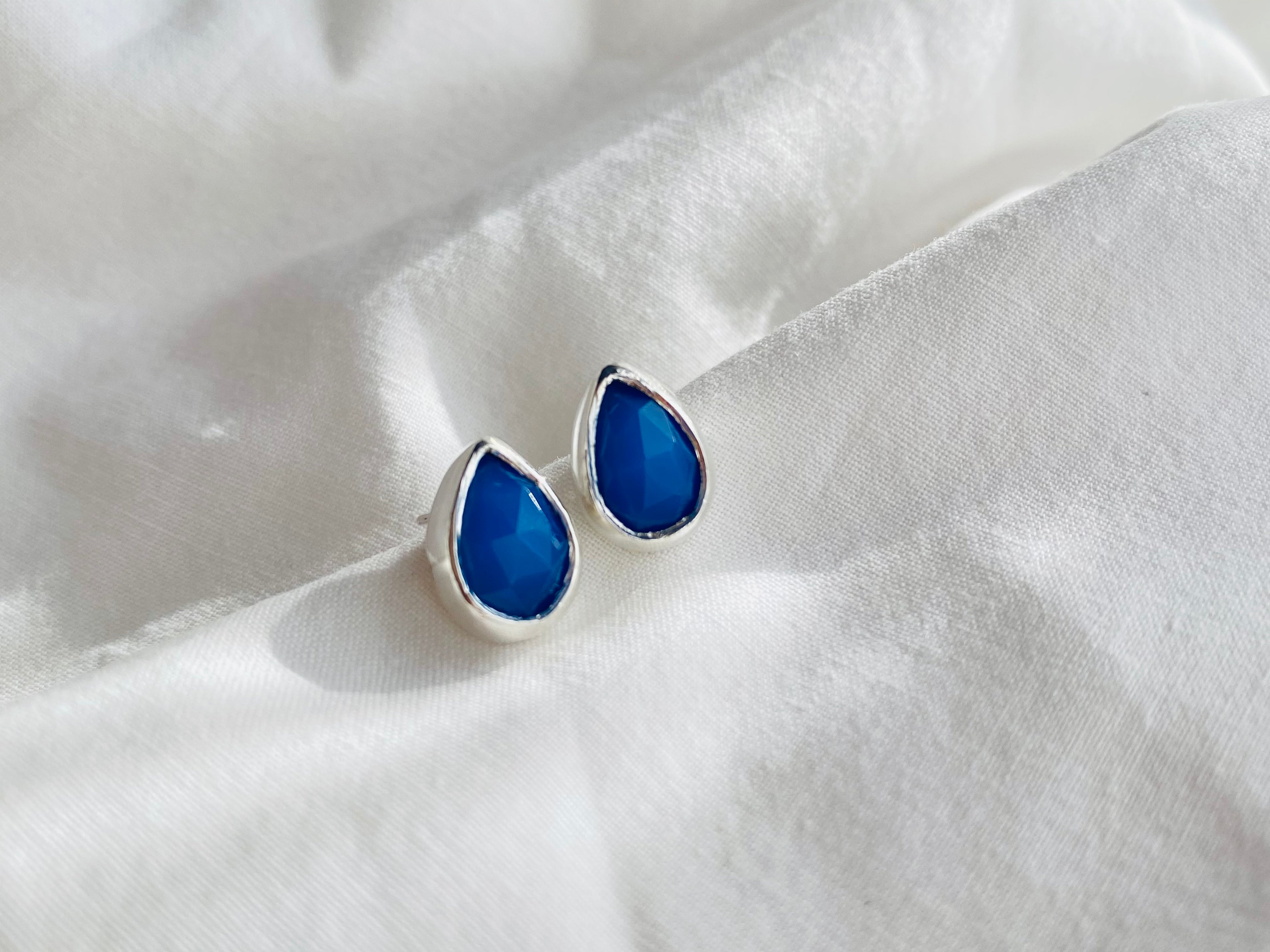 AROS PETITE GOTAS DE CALCEDONIA AZUL