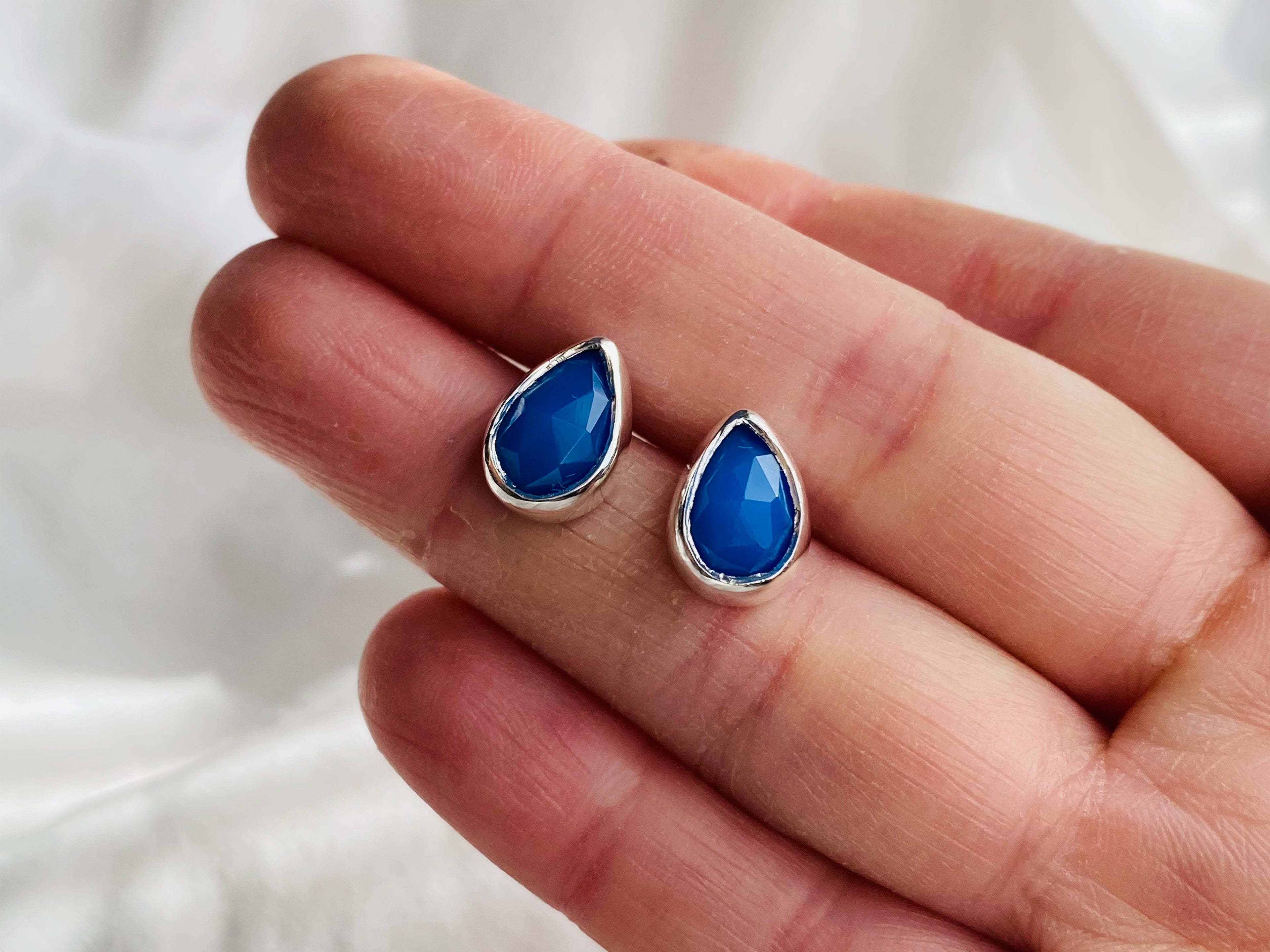 AROS PETITE GOTAS DE CALCEDONIA AZUL