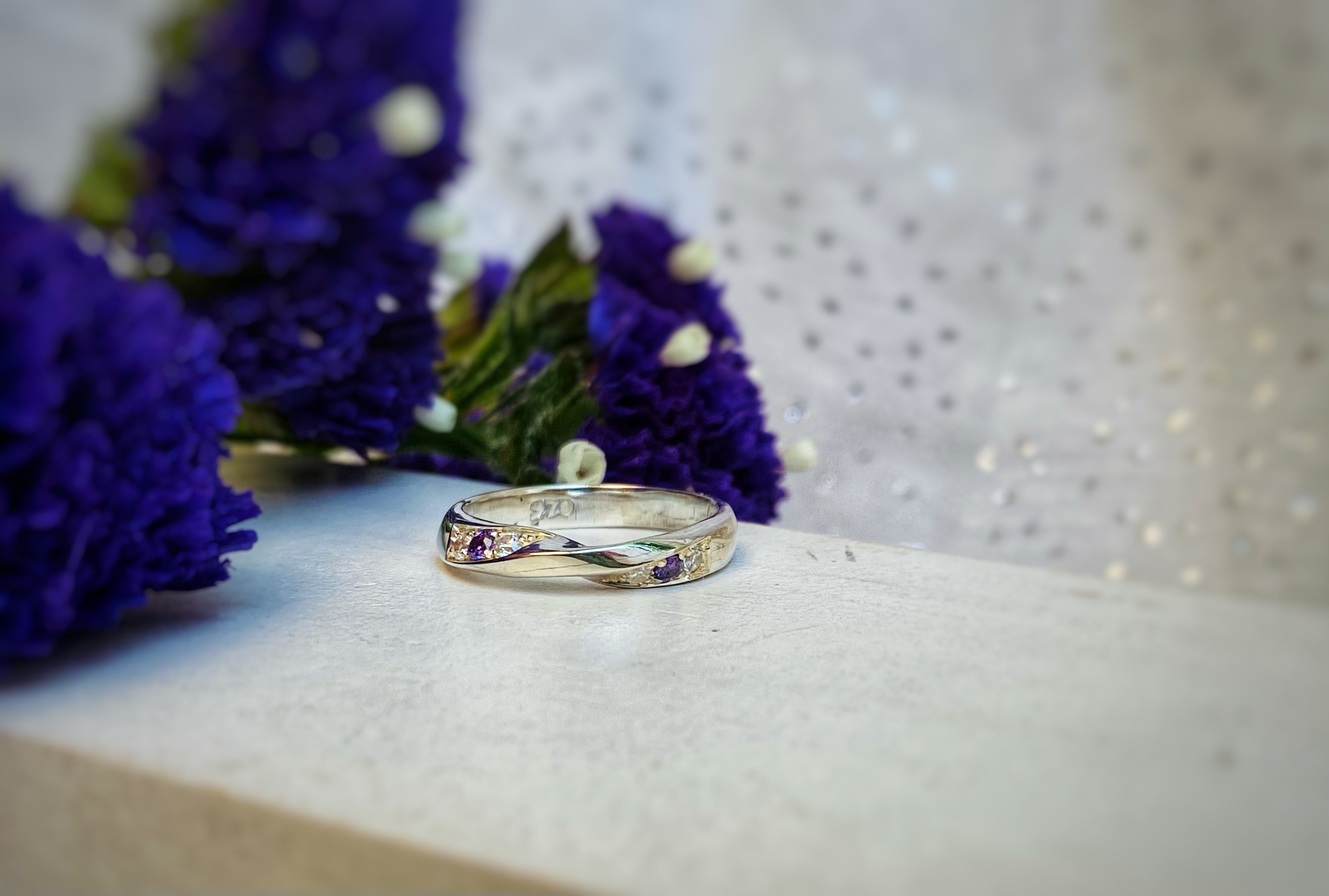 Anillo Triple Twist "Amouléto Mora"
