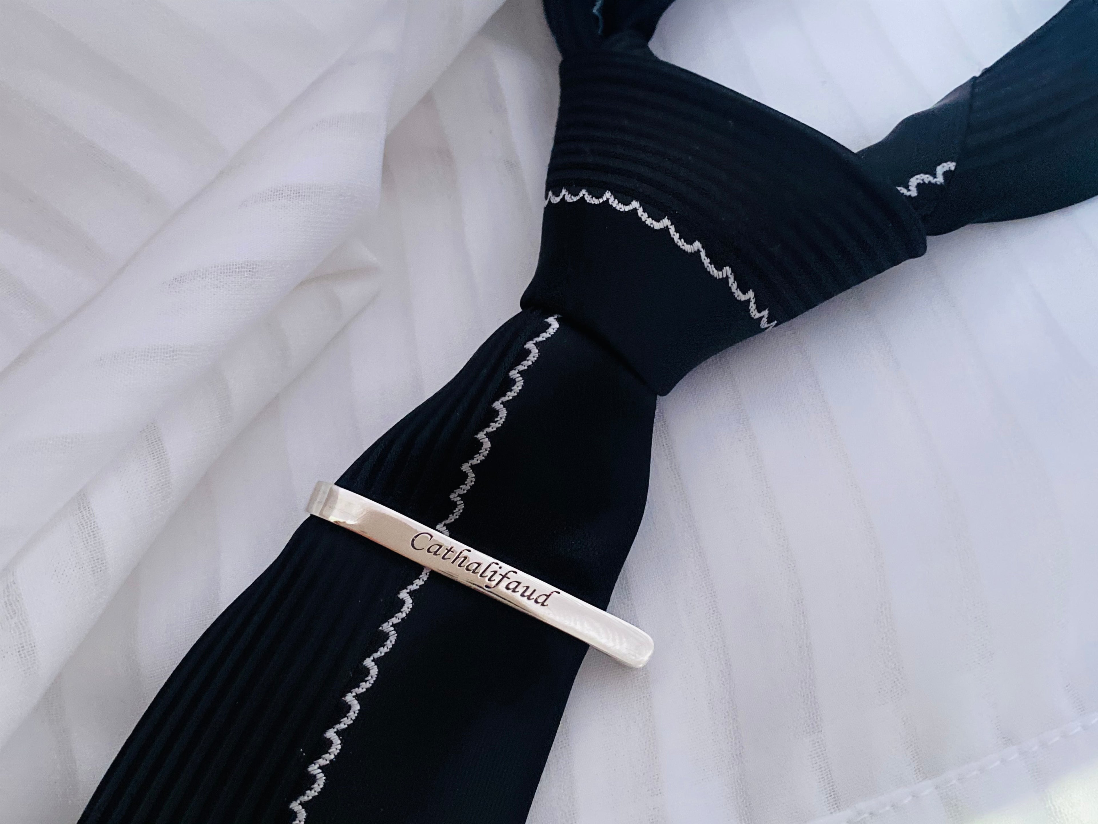 PIN CORBATA