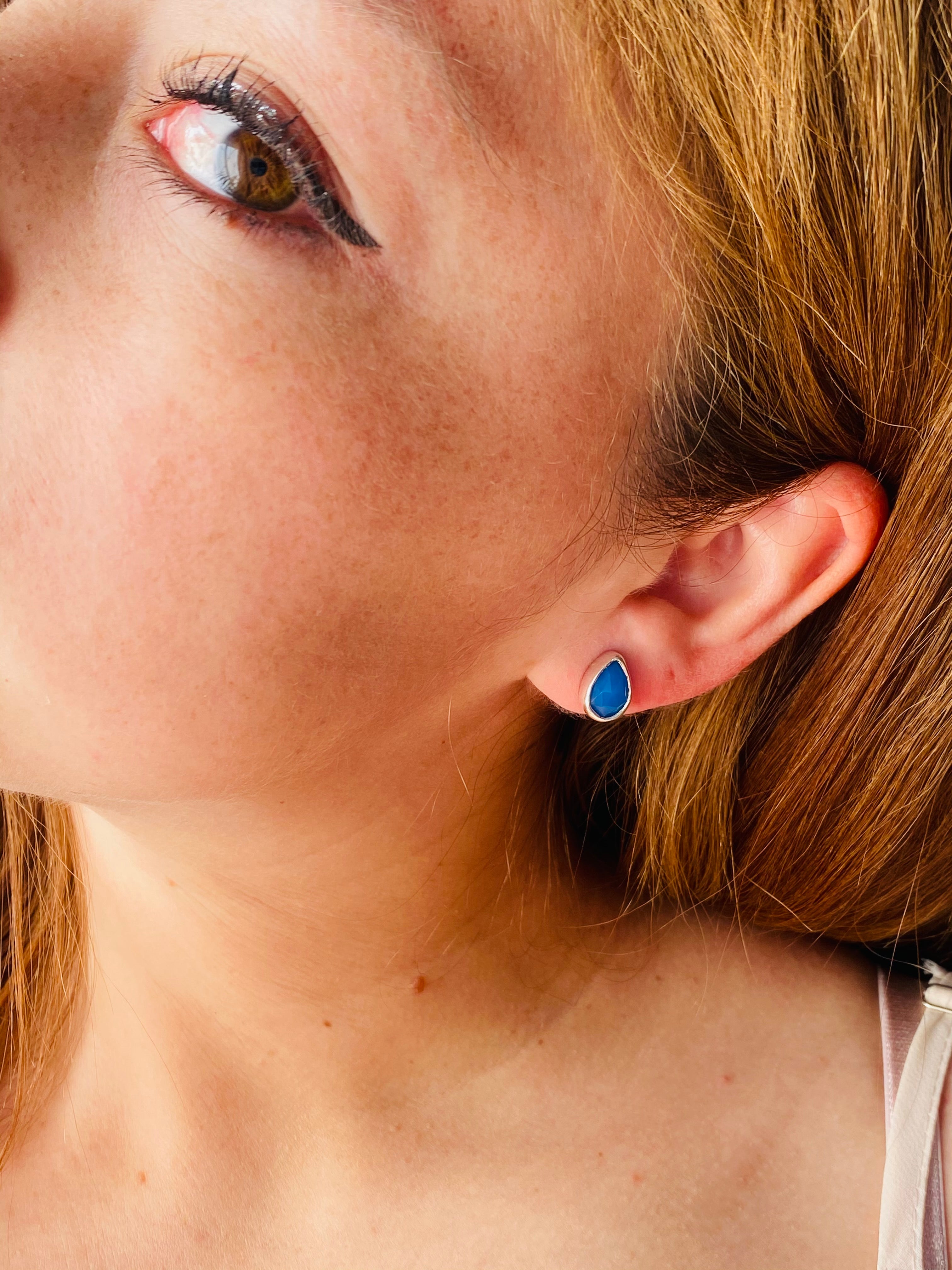 AROS PETITE GOTAS DE CALCEDONIA AZUL