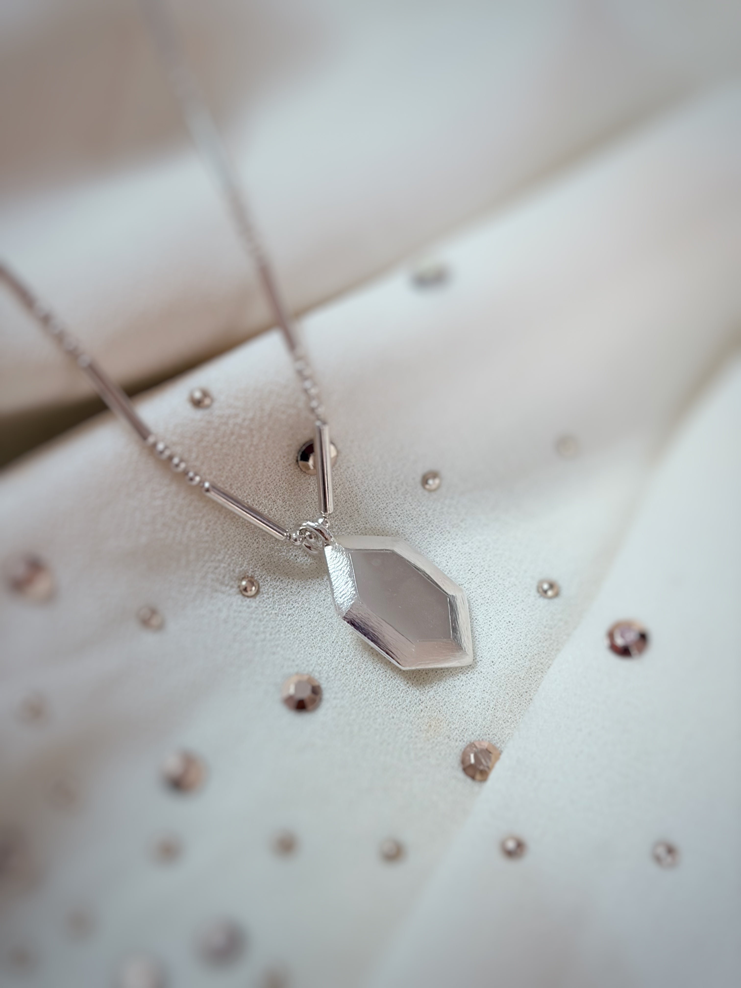 COLGANTE LUMINARA GEMA HEXAGONAL