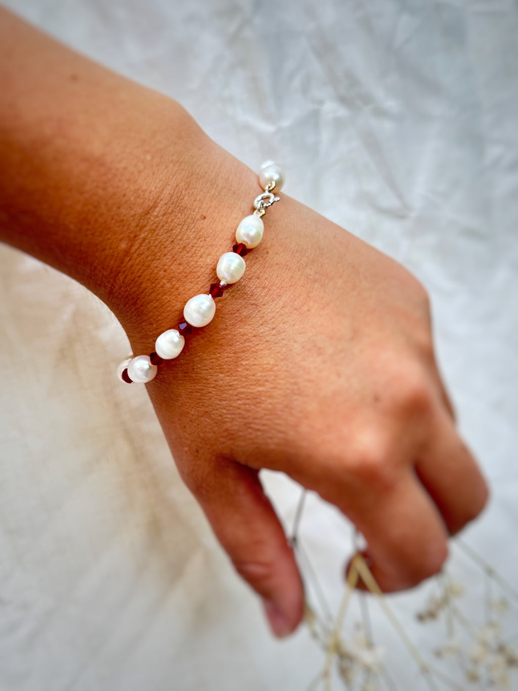 PULSERA NUDO NÁCAR/ SWAROVSKI BURDEOS